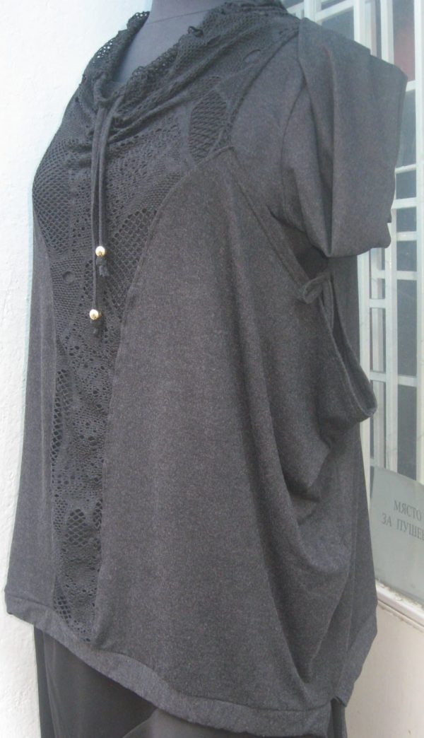 Комплект блуза и елек-поло дантела